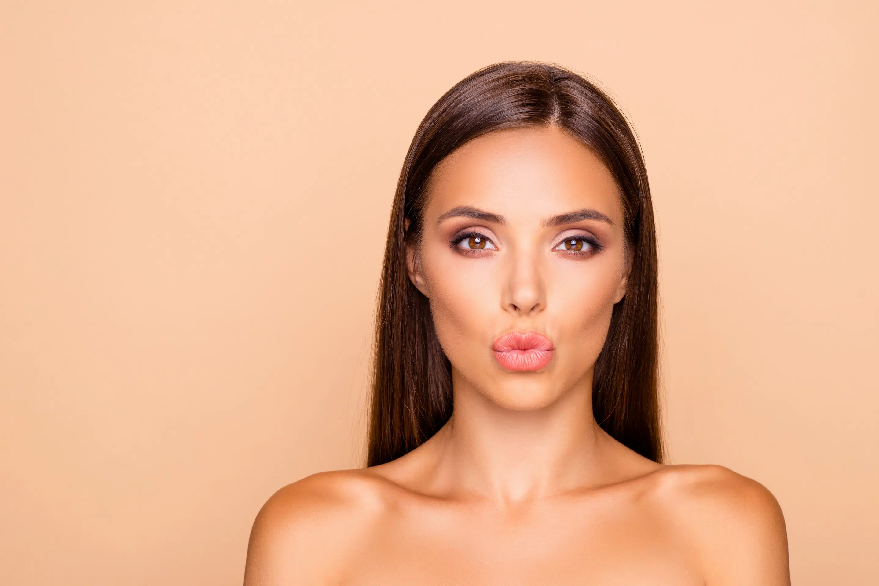lips filler soins lèvres à l'acide hyaluronique