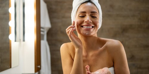Besoin d’un Anti aging treatment ? Découvrez les critères à connaître pour choisir un soin adapté à votre peau et vos besoins.