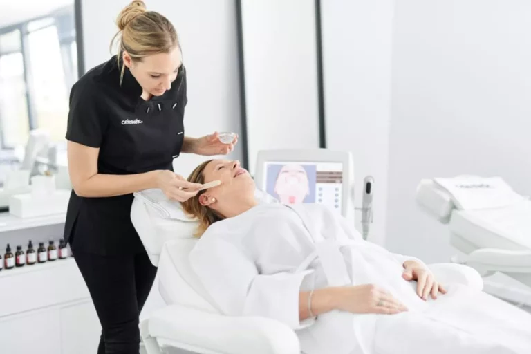 Comprenez le fonctionnement du HIFU pour raffermir la peau du visage et découvrez les résultats attendus ainsi que le HIFU prix Bruxelles