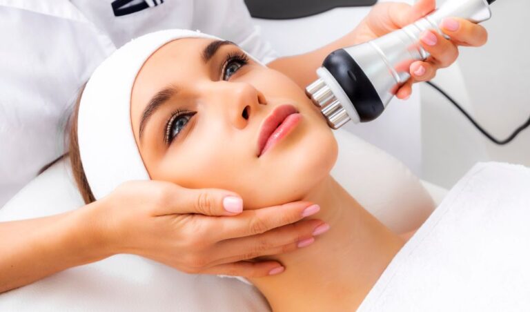 Comment raffermir la peau du visage grâce à la radiofréquence pour le visage ?